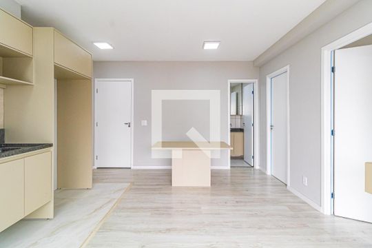 Studio de apartamento para alugar com 2 quartos, 44m² em Vila Sônia, São Paulo