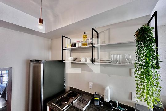 Cozinha de kitnet/studio para alugar com 0 quarto, 25m² em Brooklin Paulista, São Paulo