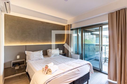 Kitnet/Studio para alugar com 1 quarto, 28m² em República, São Paulo