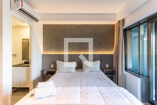 Studio de kitnet/studio para alugar com 1 quarto, 28m² em República, São Paulo