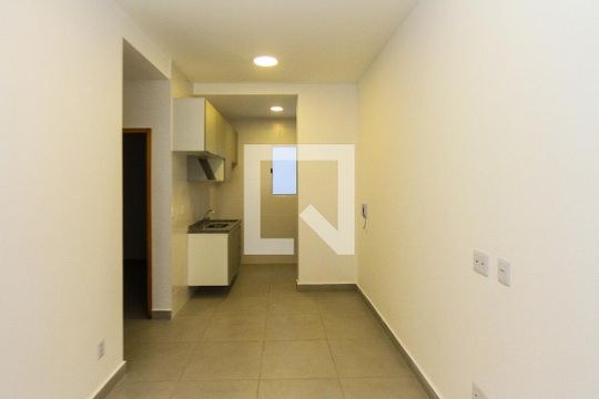 Sala de apartamento para alugar com 2 quartos, 40m² em Vila Ivg, São Paulo