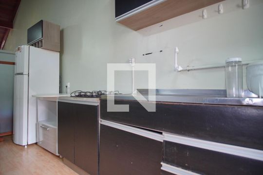 Cozinha de casa à venda com 7 quartos, 360m² em Bela Vista, Porto Alegre