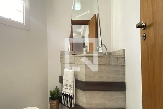 Lavabo de casa à venda com 3 quartos, 173m² em Feitoria, São Leopoldo