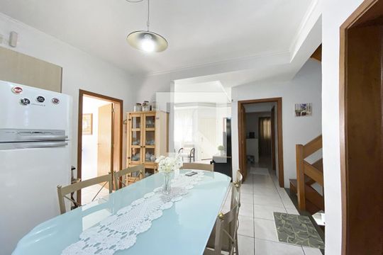 Cozinha de casa à venda com 3 quartos, 173m² em Feitoria, São Leopoldo