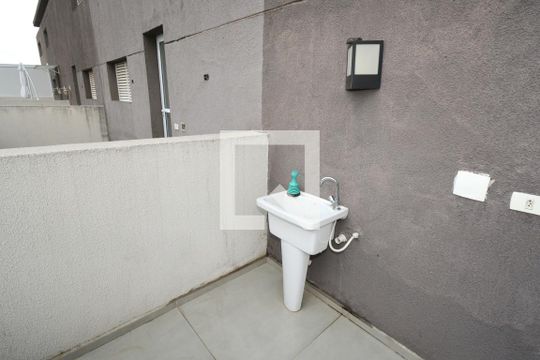 Área de Serviço de apartamento para alugar com 1 quarto, 65m² em Vila Castelo, São Paulo