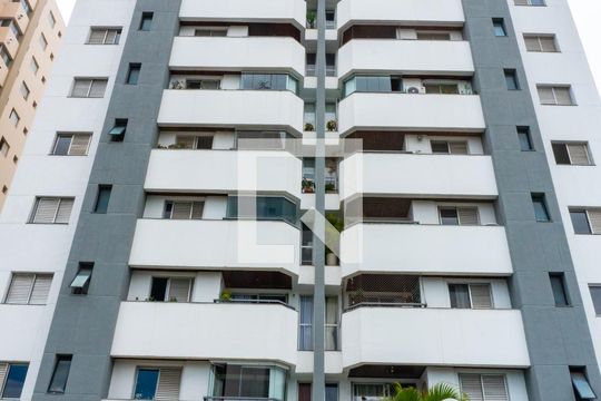 Fachada do Prédio de apartamento para alugar com 3 quartos, 90m² em Vila Alexandria, São Paulo