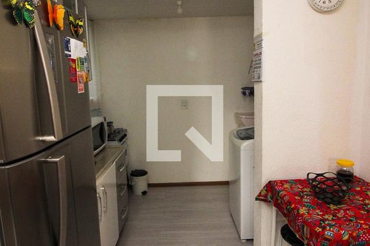 Cozinha de apartamento à venda com 2 quartos, 44m² em Partenon, Porto Alegre