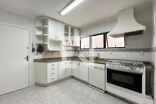 Cozinha de apartamento à venda com 3 quartos, 127m² em Vila Mascote, São Paulo