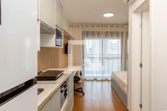 Kitnet/Studio à venda com 1 quarto, 25m² em Jardim das Acácias, São Paulo