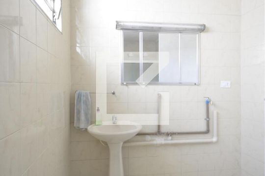 Banheiro/ Serviço de casa para alugar com 1 quarto, 30m² em Vila Mariana, São Paulo