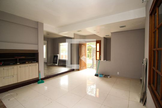 Sala 2 de casa para alugar com 4 quartos, 320m² em Tristeza, Porto Alegre