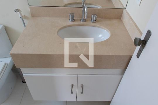 BANHEIRO DA SUITE de apartamento à venda com 3 quartos, 122m² em Bosque, Campinas