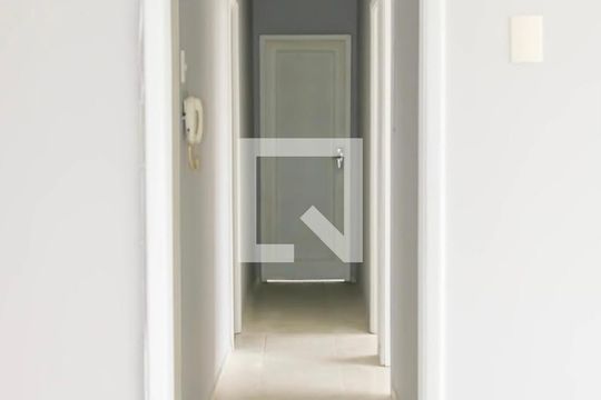Corredor de apartamento à venda com 3 quartos, 80m² em Méier, Rio de Janeiro