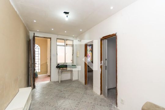 Sala de apartamento à venda com 2 quartos, 86m² em Olaria, Rio de Janeiro