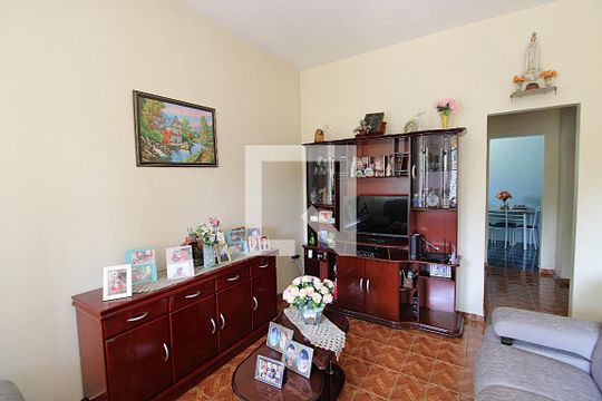 Sala de casa à venda com 3 quartos, 373m² em Todos Os Santos, Rio de Janeiro