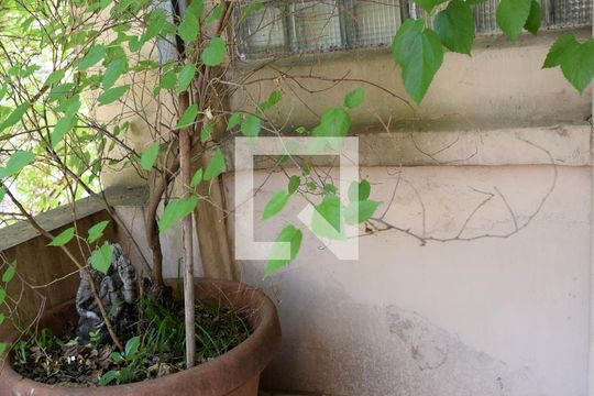 Varanda de casa à venda com 3 quartos, 200m² em Cerqueira César, São Paulo