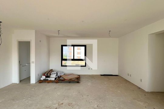 Sala  de apartamento à venda com 2 quartos, 104m² em Cerqueira César, São Paulo