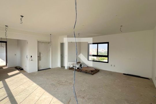 Sala  de apartamento à venda com 2 quartos, 104m² em Cerqueira César, São Paulo