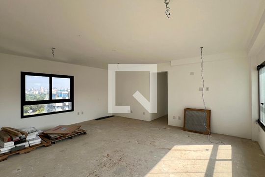 Sala  de apartamento à venda com 2 quartos, 104m² em Cerqueira César, São Paulo