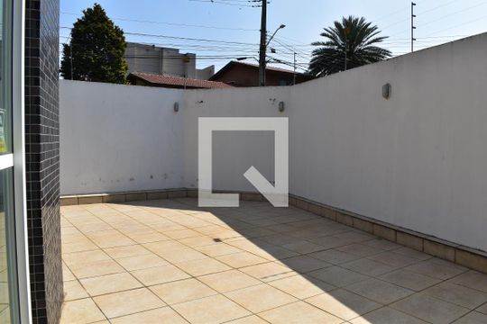 Área privativa de apartamento para alugar com 2 quartos, 99m² em Tingui, Curitiba