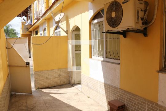 Área comum de casa para alugar com 2 quartos, 62m² em Viga, Nova Iguaçu