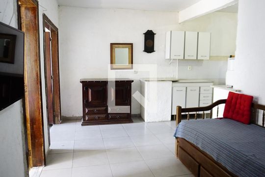 Sala de apartamento para alugar com 2 quartos, 45m² em Anil, Rio de Janeiro