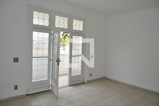 Sala de apartamento à venda com 4 quartos, 200m² em Todos Os Santos, Rio de Janeiro