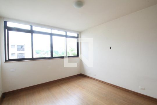 Apartamento para alugar com 3 quartos, 260m² em Real Parque, São Paulo