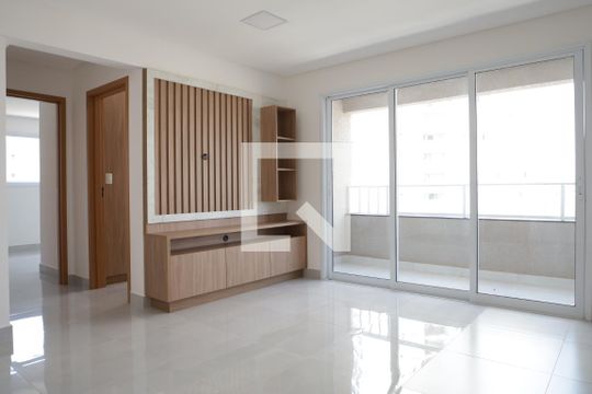 Apartamento à venda com 2 quartos, 55m² em Vila Rosa, Goiânia