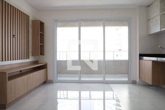 Sala/Cozinha de apartamento à venda com 2 quartos, 55m² em Vila Rosa, Goiânia