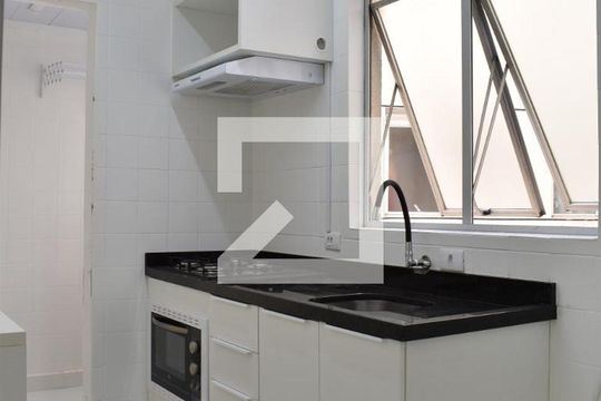 Cozinha de casa para alugar com 3 quartos, 58m² em Hauer, Curitiba