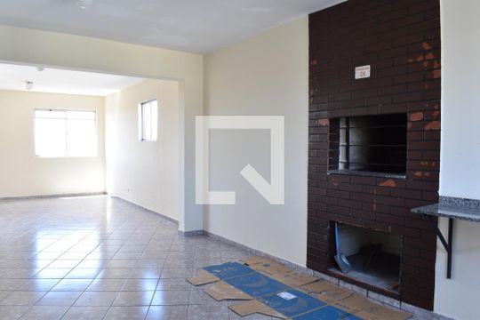 Área comum - Churrasqueira de casa para alugar com 3 quartos, 58m² em Hauer, Curitiba