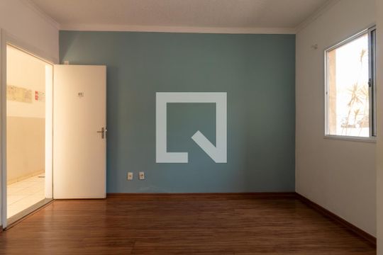 Apartamento para alugar com 2 quartos, 45m² em Petrópolis, Cotia