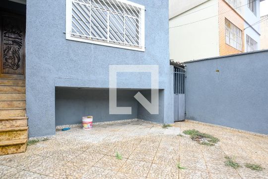 Garagem de casa à venda com 3 quartos, 145m² em Cursino, São Paulo