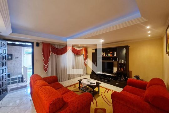 Casa à venda com 4 quartos, 150m² em Vila Flórida, Guarulhos