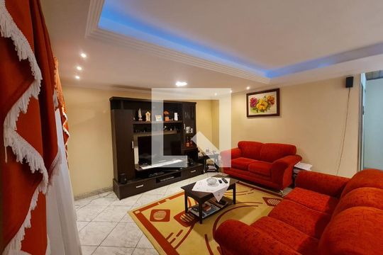 Sala de casa à venda com 4 quartos, 150m² em Vila Flórida, Guarulhos