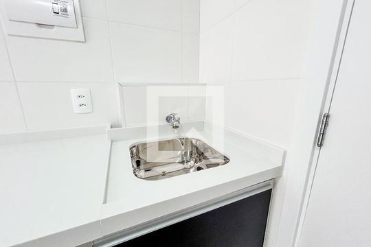 Área de Serviço de apartamento para alugar com 1 quarto, 32m² em Socorro, São Paulo