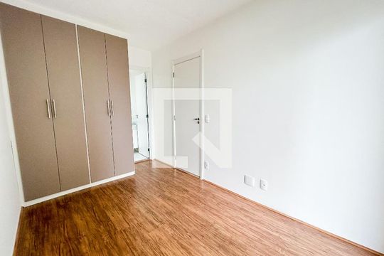 Suíte de apartamento para alugar com 1 quarto, 32m² em Socorro, São Paulo
