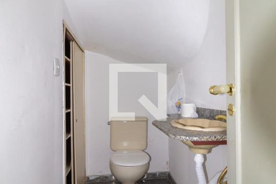 Lavabo de casa para alugar com 3 quartos, 200m² em Vila Monumento, São Paulo