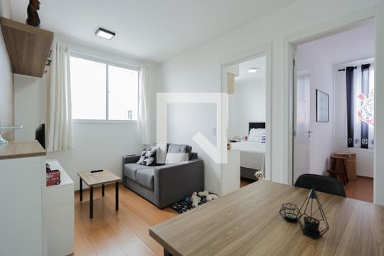 Apartamento à venda com 2 quartos, 38m² em Vila Santa Maria, São Paulo