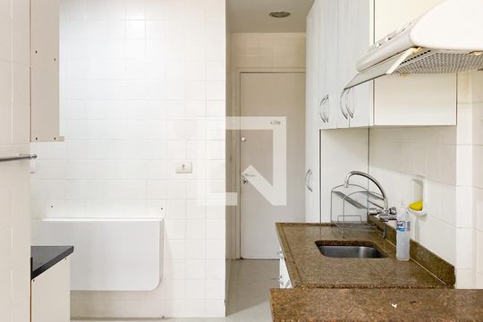 Detalhe da cozinha de apartamento para alugar com 3 quartos, 95m² em Lagoa, Rio de Janeiro