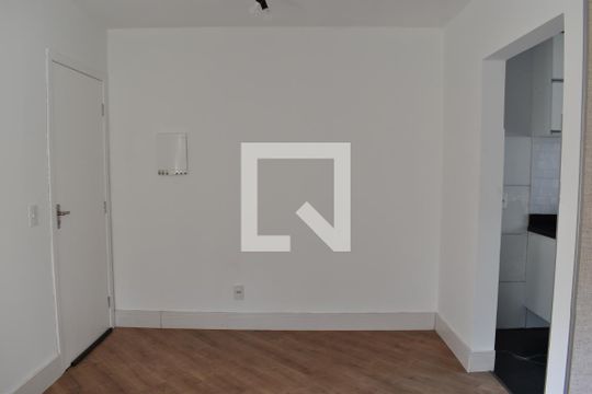 Sala de apartamento para alugar com 2 quartos, 47m² em Santa Cândida, Curitiba