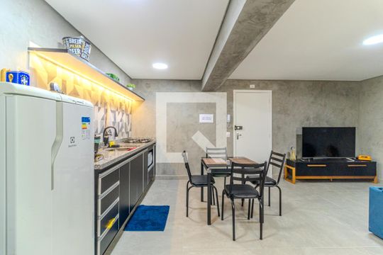 Cozinha de kitnet/studio à venda com 1 quarto, 42m² em Centro, São Paulo
