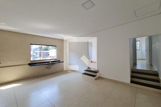 Sala e cozinha integrada de casa para alugar com 2 quartos, 70m² em Vila Imaculada, Guarulhos