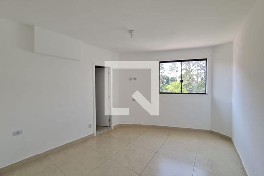 Suíte de casa para alugar com 2 quartos, 70m² em Vila Imaculada, Guarulhos