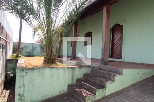 ÁREA EXTERNA FRENTE de casa à venda com 2 quartos, 190m² em Vila Nogueira, Campinas