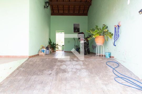 ÁREA EXTERNA FRENTE de casa à venda com 2 quartos, 190m² em Vila Nogueira, Campinas