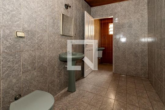 Banheiro de casa à venda com 2 quartos, 158m² em Jardim São Luís, São Paulo