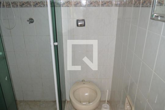 Banheiro de casa para alugar com 2 quartos, 40m² em Vila Mariana, São Paulo
