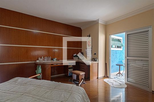 Suíte 1 de casa à venda com 7 quartos, 600m² em Jardim da Saúde, São Paulo
